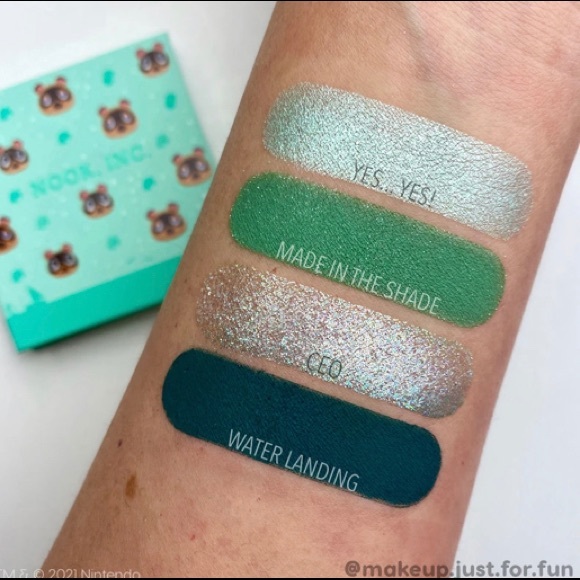 ColourPop x Animal Crossing Nook Inc. Eye Palette - Picture 2 of 4